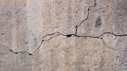 Types of Cracks in Construction |Causes and Solutions|